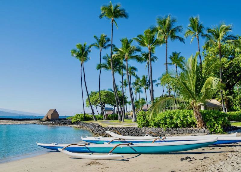 Kamakahonu Beach in Kailua-Kona on the Big Island, Hawaii