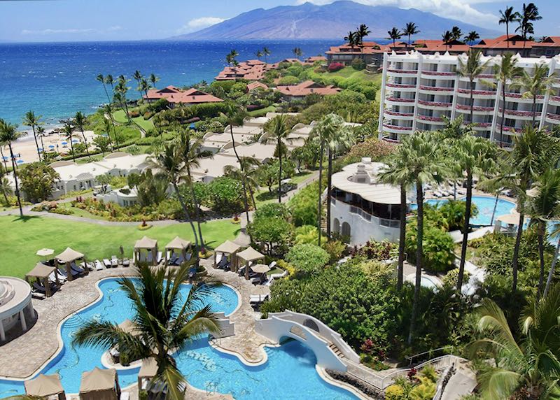 Fairmont Kea Lani beach resort with pool in Wailea.