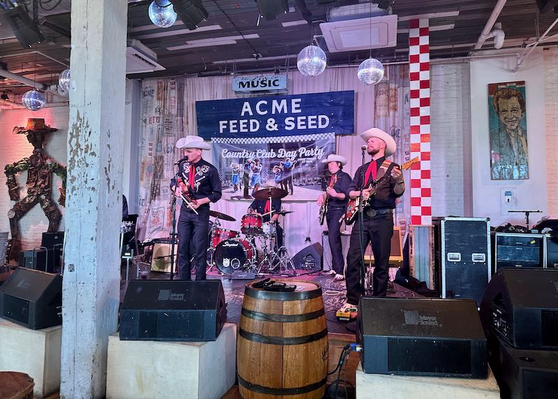 Live music in downtown Nashville.