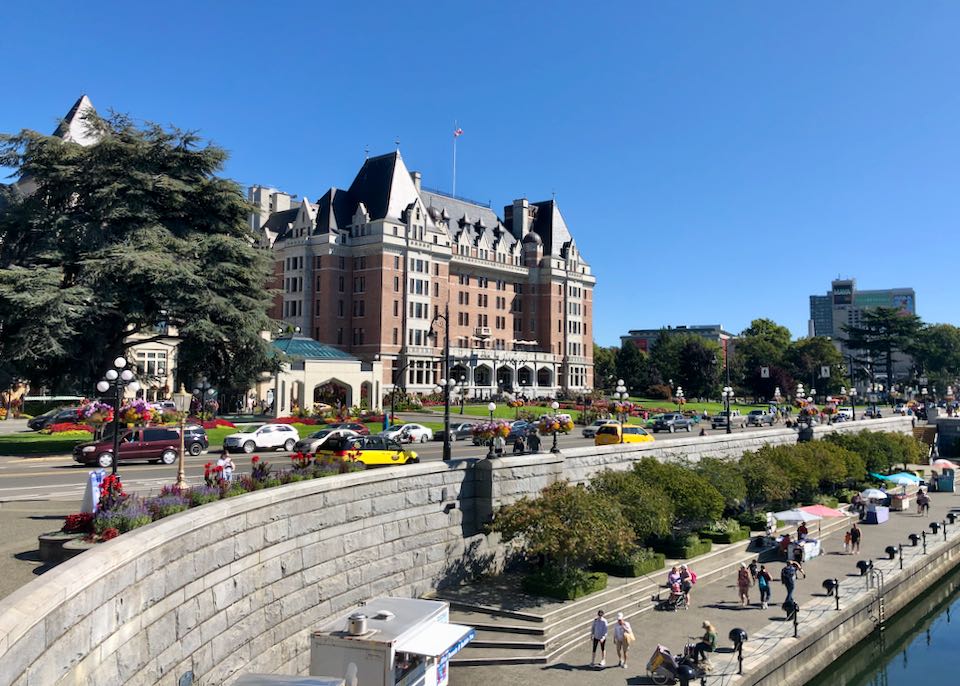 The best luxury hotel in Victoria, BC.