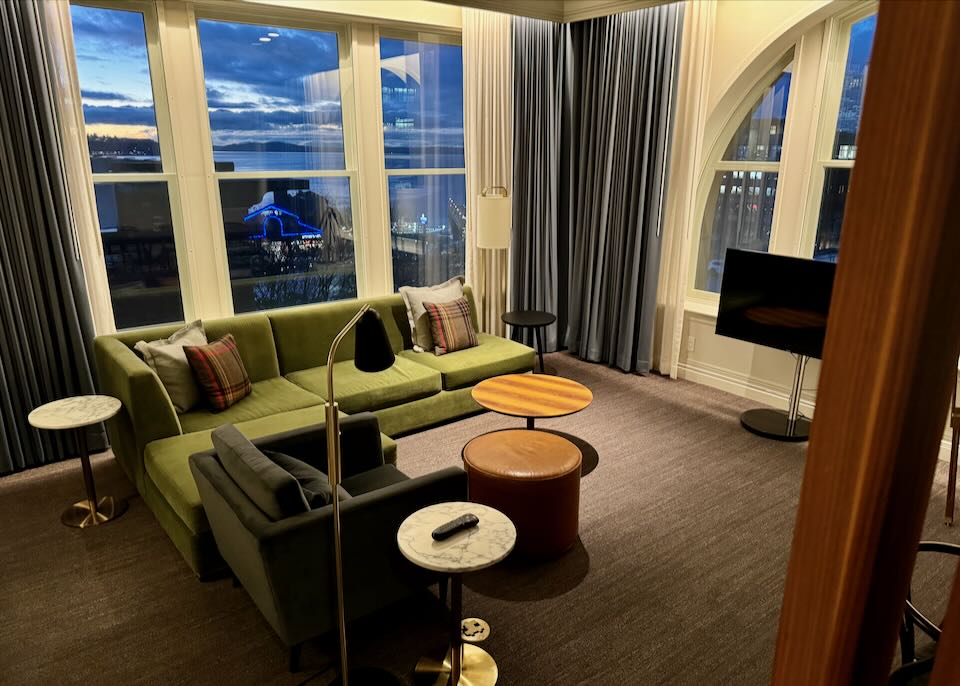 Luxury hotel near Seattle waterfront.