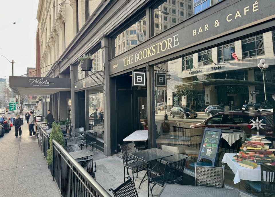 Boutique luxury hotel in downtown Seattle.